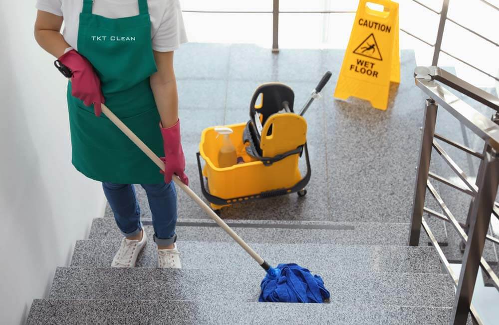nhan-vien-ve-sinh-toa-nha-tkt-cleaning-1000x561 nhân viên vệ sinh tòa nhà TKT Cleaning